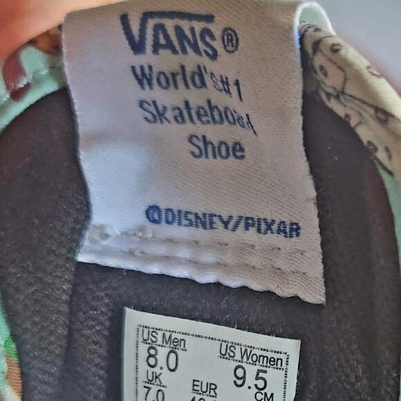 Very Collectible - Vans Toy Story Disney Old Skool shoes. Men's Sz 8 Womens 9.5 - Picture 6 of 8